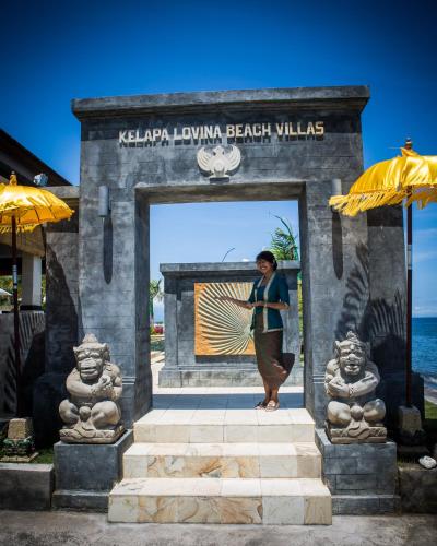 Kelapa Lovina Beach Villa