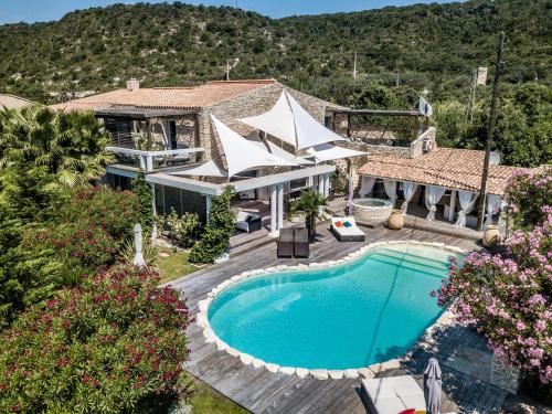 Villa Petra Bianca Suites & Chambres 2
