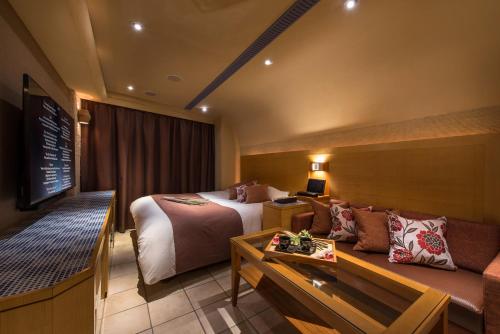 room detail thumbnail 0