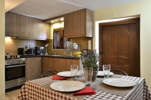 George & Helen's House 5