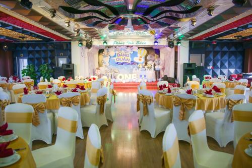 Ristorante, Long Anh Hotel in Thanh Hoá / Sầm Sơn Beach