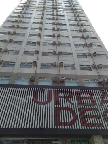 Superb Edsa Cheap Hotel @ Graceysplace Unit 2