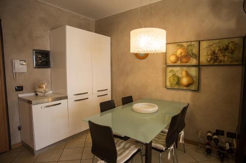  Appartamento Da Mary, Pension in Toscolano-Maderno