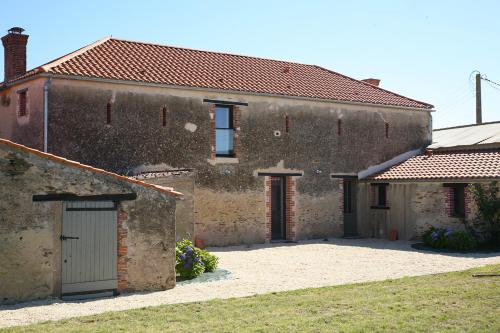 La convivialité d’un gîte rural pour se retrouver entre amis