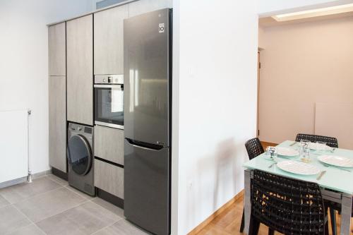 Beautiful Apartment With Lovely View at Kolonaki Athens! - image 13