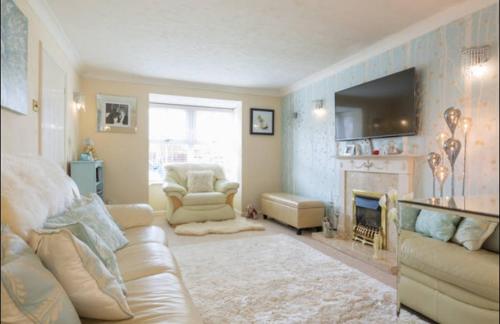 Comfy private room in shared house in Milton