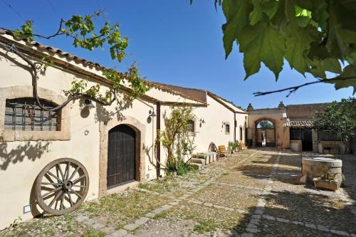 Baglio Siciliamo Country House