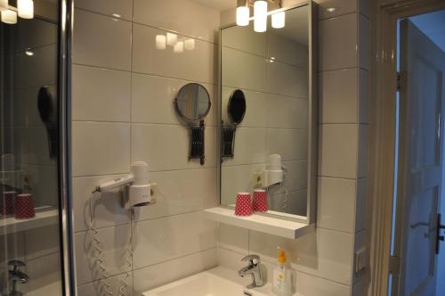 Schelvis Apartments - image 2