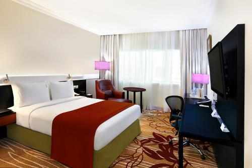 Excelsior Hotel Downtown - image 11