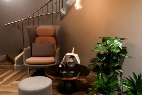 188978725 art'otel berlin mitte, Powered by Radisson Hotels