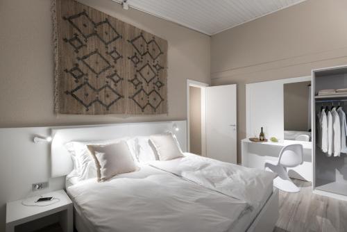 CP Resort Room Type - Deluxe Apartment