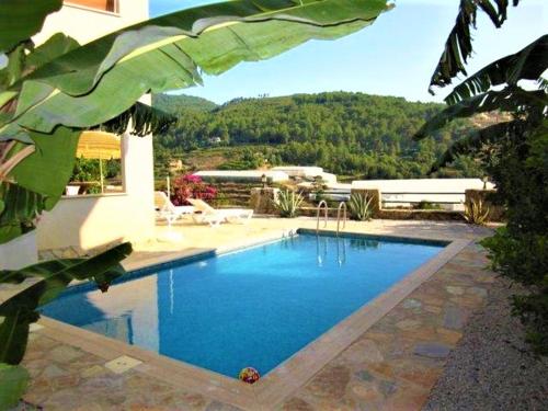  Villa Maria with Private Pool and Sea View, Pension in Kargıcak