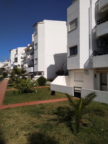  3 Bedroom duplex in condominium w/ pool, Albufeira in Albufeira