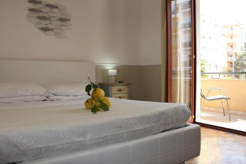 Lemon Rooms Sorrento - image 12