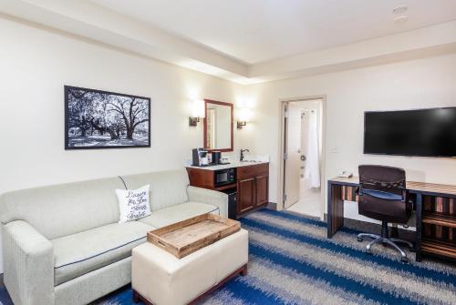 King Suite image 3