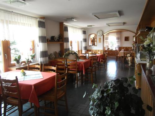 Grubstuben - image 3