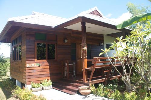 バーン チャイ タン