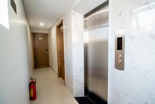 Quadruple Room with Sea View image 4