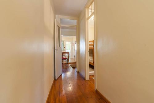 'White House' Apartment- Alfama - image 6