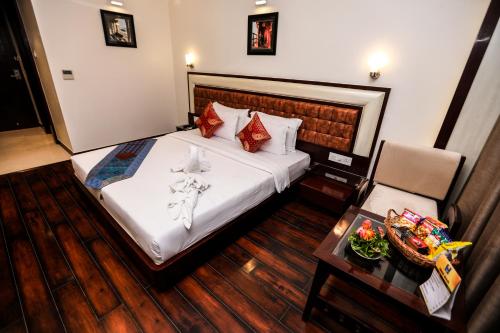 Queen Room image 1