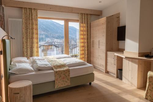 Hotel Eccher Room Type - Superior Triple Room