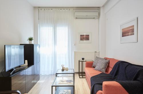 Modern Elegant Apt at Kolonaki - image 10