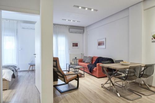 Modern Elegant Apt at Kolonaki - image 13