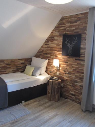1 twin bed
