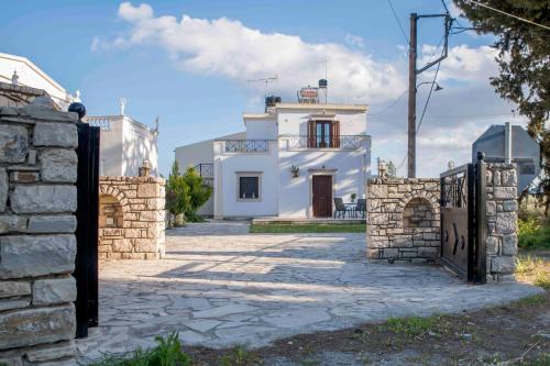  Villa Faistos View in Áyios Ioánnis