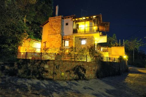  F & B Summer Villa Collection - Parthenonas in 63081 Parthenonas