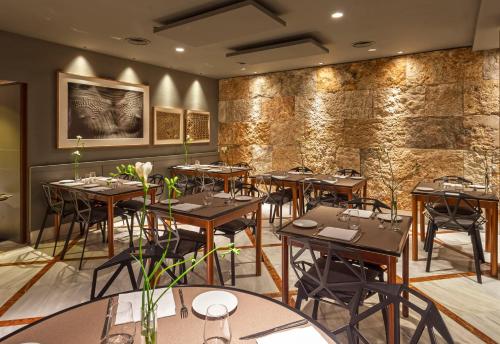 Hotel Balmes - image 9