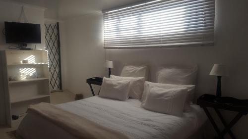 Au Plais De Langebaan at Palm Tree Villa