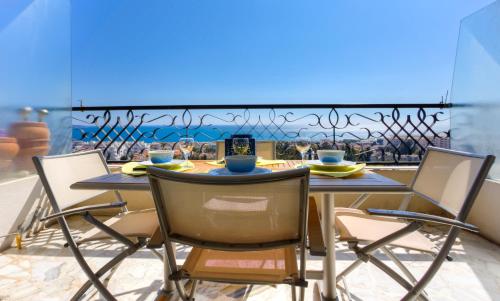 Confortable 3 pieces avec superbe vue mer
