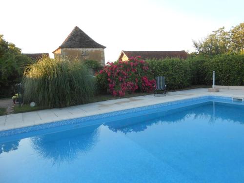 B&B Le Buisson-de-Cadouin - LE ROUSSEL - Bed and Breakfast Le Buisson-de-Cadouin