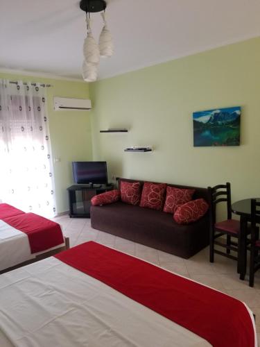 Hotel Gjoci - image 6