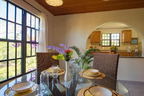 Bayview Vacation Apartments in เวอร์จิ้น กอร์ดา