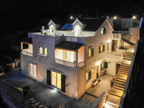  Villa Mar 1 - Luxury apartments in Pučišća