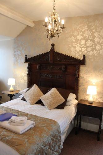 Ye Olde Nags Head – Castleton, Derbyshire