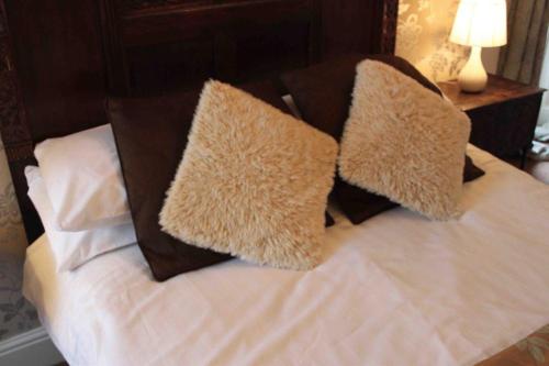 Ye Olde Nags Head – Castleton, Derbyshire