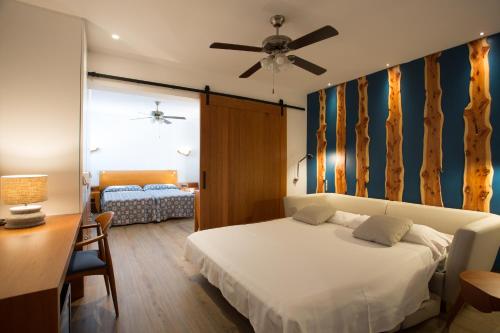 Hotel Ca Marí – Playa Mitjorn, NJ