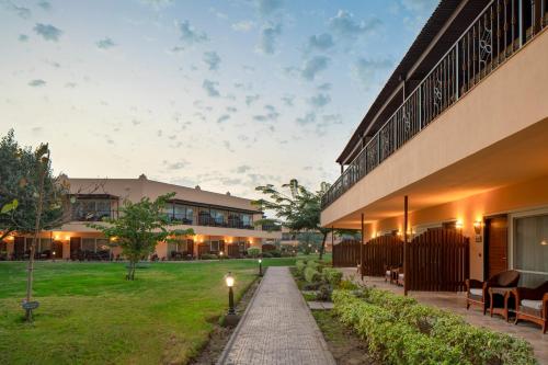 Jolie Ville Hotel & Spa Kings Island Luxor