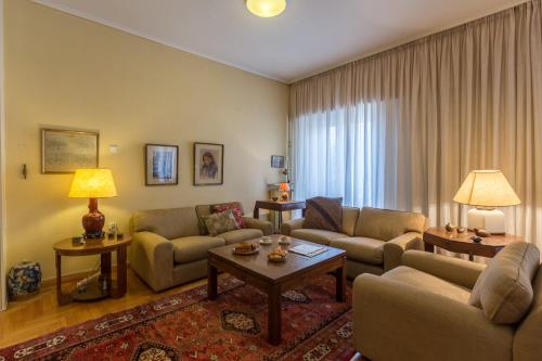  Art Deco Spacious Appartment close to centre in Athen