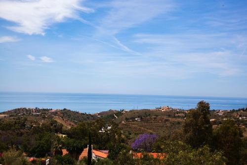 Villa El Palomar Azul with pool and sea view