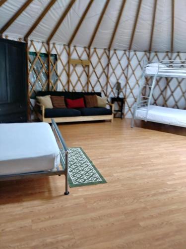 Pine Mountain RV Resort in Pine Mountain, USA