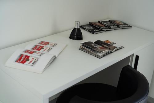 White Rooms - image 4