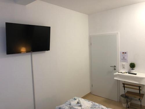 Pension Laatzen, Hannover (photo 8)