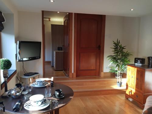 Зручності, The Smiddy Suite in Eллон