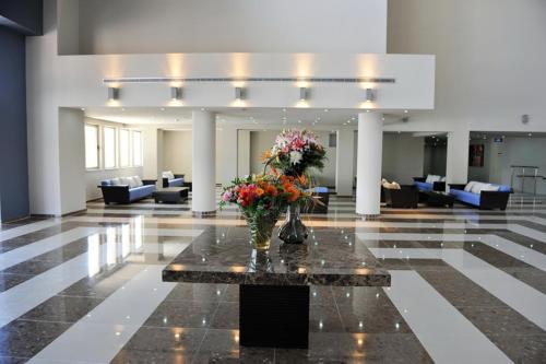 Foyer, Capital Coast Resort And Spa in Paphos