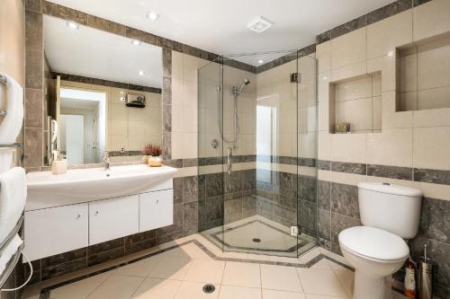 Bathroom, Oriwa View in Queenstown
