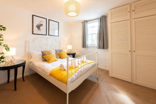 Oxford Bridge House - Banfield Living, , Oxfordshire